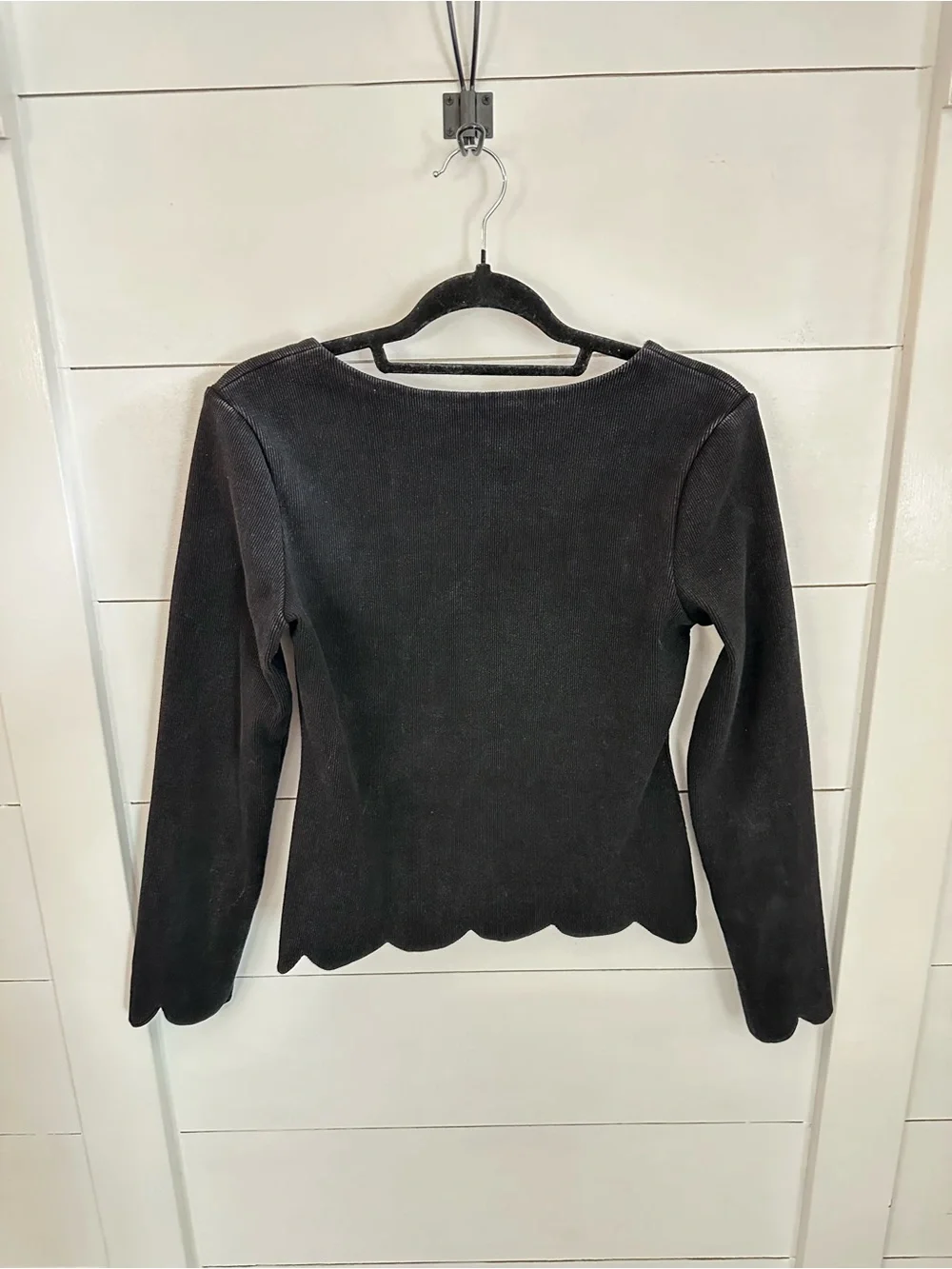 Anthropology S black ribbed scalloped wrist & hem 100% cotton top boho chic - Picture 3 of 11